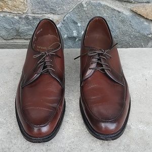 Walk Over vintage oxfords